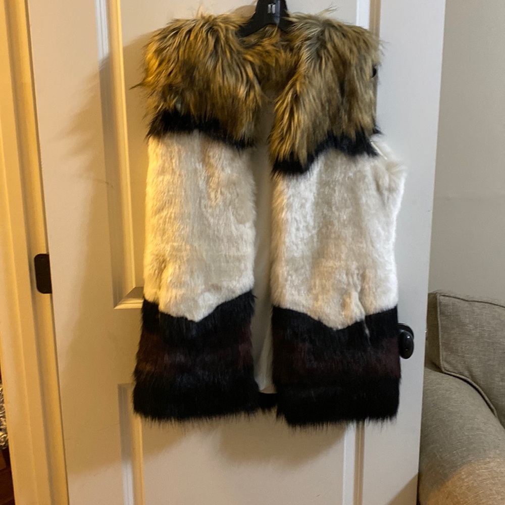 Faux fur vest/jacket